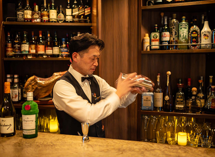 STAY BAR